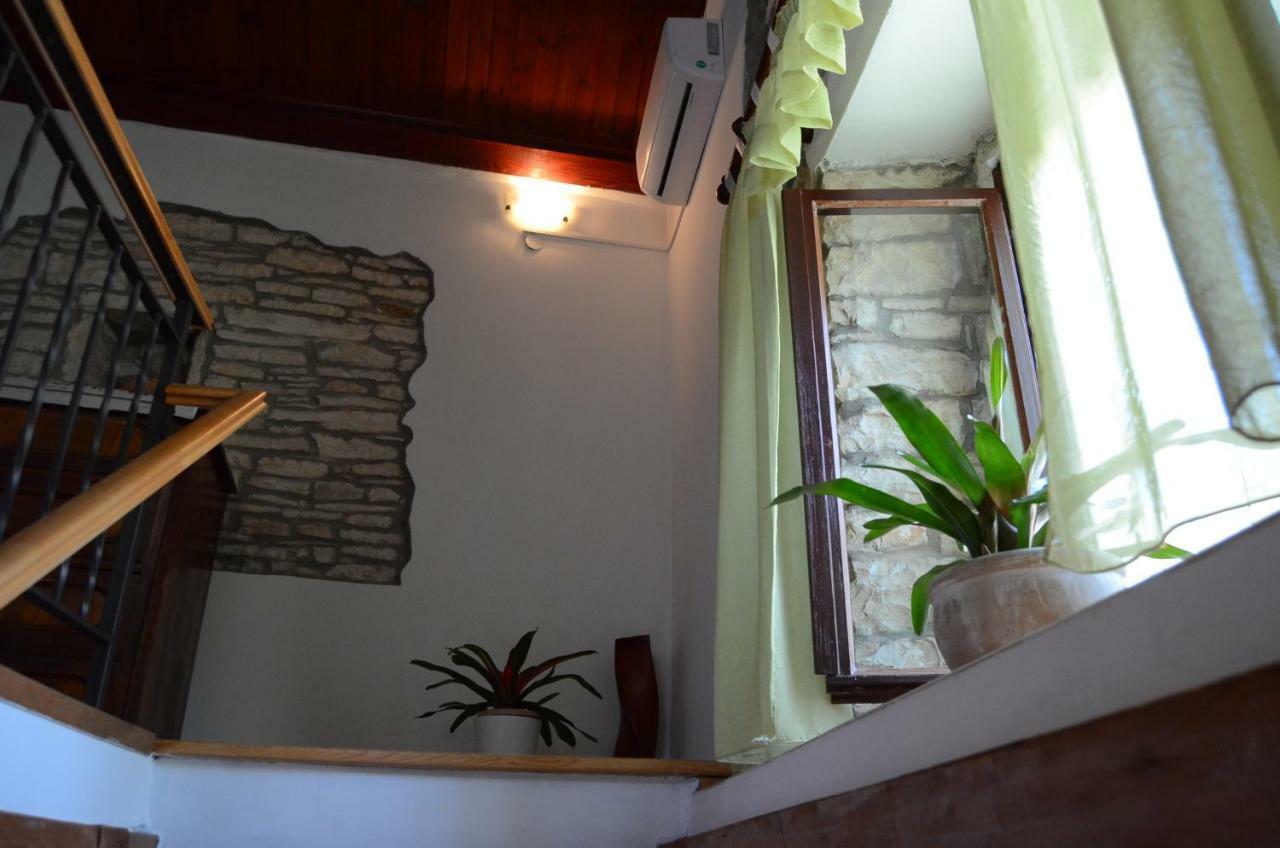 Apartment Duerose Buje Luaran gambar