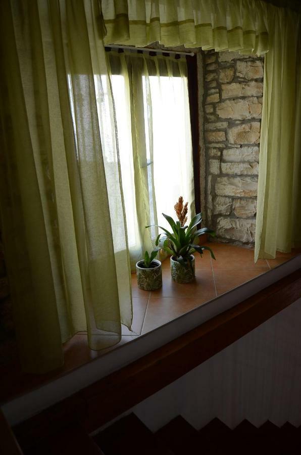 Apartment Duerose Buje Luaran gambar