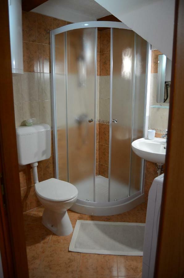 Apartment Duerose Buje Luaran gambar