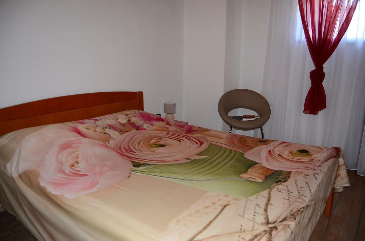 Apartment Duerose Buje Luaran gambar